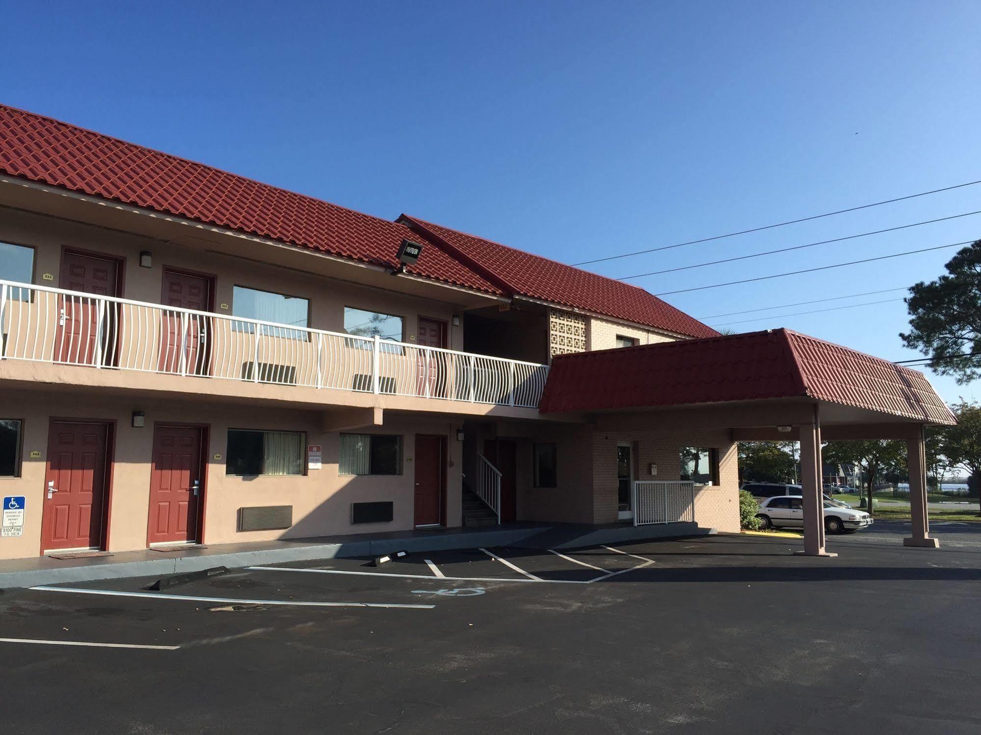 Super 8 By Wyndham Ft Walton Beach Fort Walton Beach Exteriör bild
